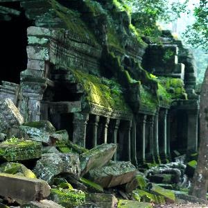 Abandoned Ancient Temple Escape