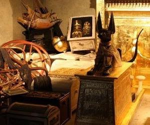 Ancient Treasure Room Escape